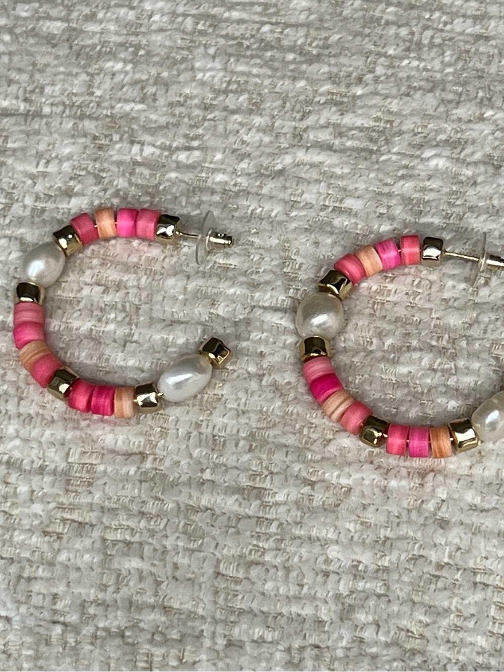 Kendra Scott Pink and Peach Beaded Pearl Hoop Earrings